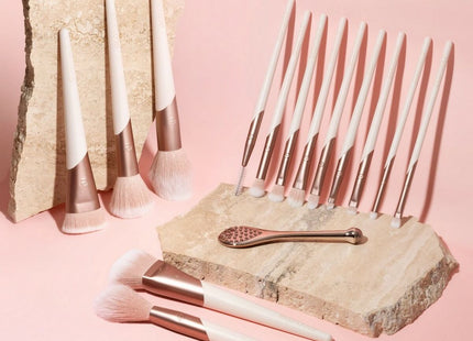 V7H6DF74754E77568BD2DEA89C856601A74R7398100P8