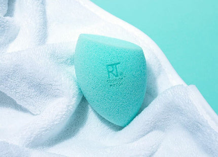 V8H0F778357D15E9F0FA5752571C85CC7EBR2377813P4