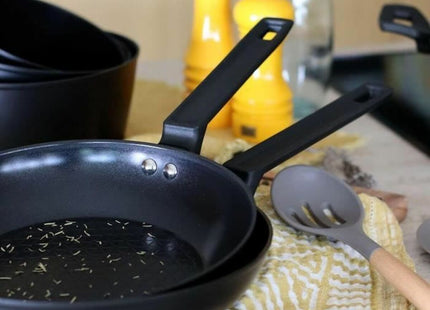 V5HD8421BDB9848D4B319FB09D88DE373E8R5785005P3