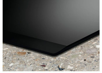 V6HCAB97375E94A419F5A7157421972668FR7273419P6