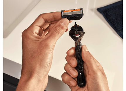 V6HB3518DC6C160F32030F209160EC6C81BR4064218P4