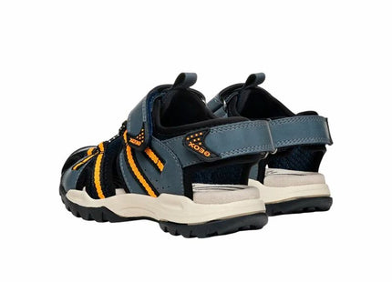 V3H08FD43DA209D78A2B5D76B1056D065CBR6071640P4