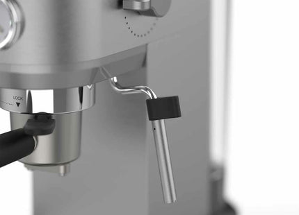 V2HC9905B0FE00918A95C00C22E651A9B0CR7143640P7