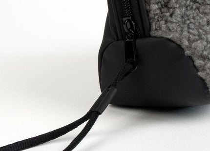 V4H128F88141F1A62E10215E115181B7335R4931650P2