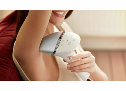 V5H6886A4C0D40C8512682DBCE62C4342E4R5775634P8